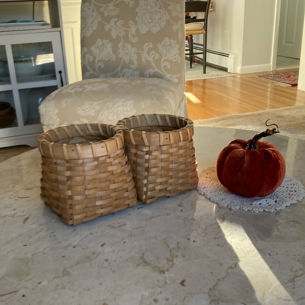 WOVEN DOUBLE BASKET